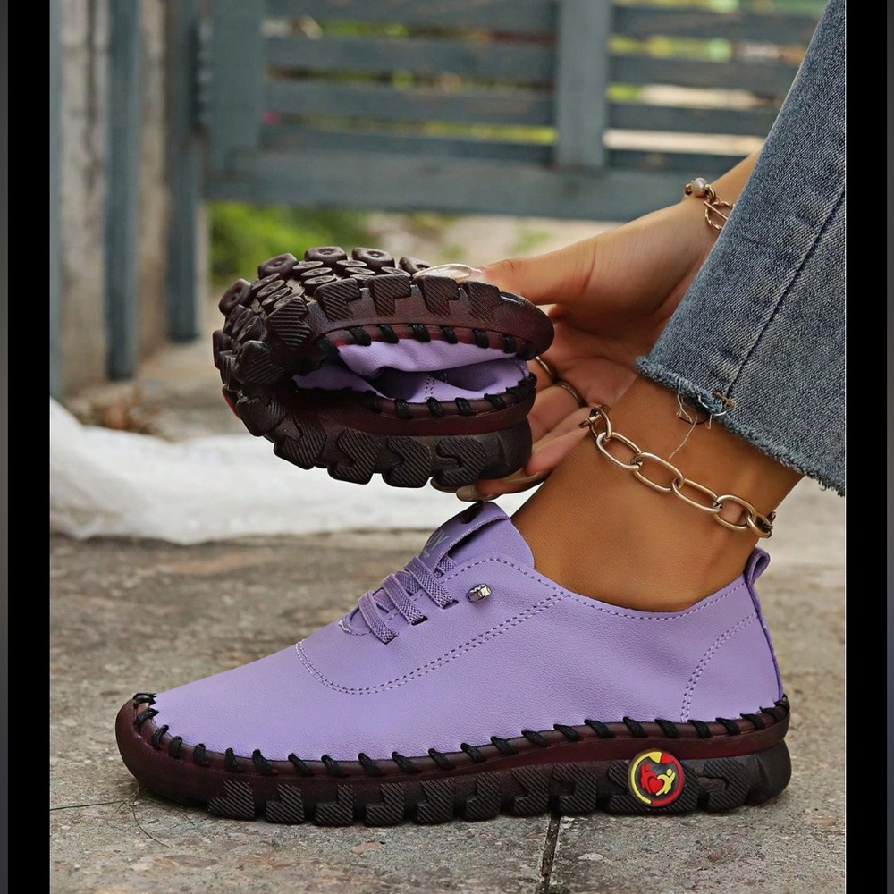 Comfy purple walk on clouds shoes. New Size 7.5